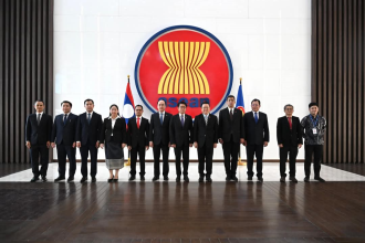 Lao PDR’s New ASEAN Ambassador Presents Credentials